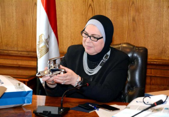 اتحاد الصناعات و«تكنولوجيا المعلومات» يطلقان خطا ساخنا لحالات كورونا بالمصانع