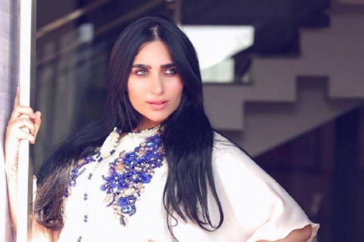 فاشينيستا كويتية: شرطي الوحيد للتمثيل أن أقف أمام «البرنس»