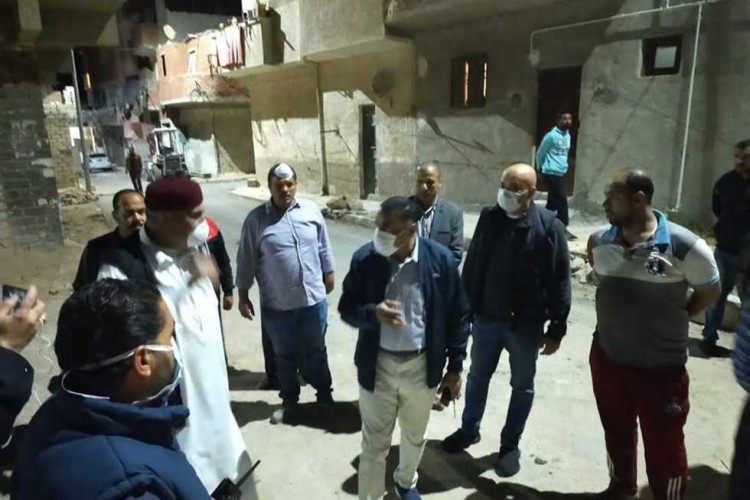 محافظ مطروح يتفقد أعمال الرصف والتطوير بعدد من الشوارع